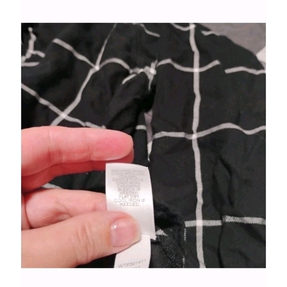 J-Jill Long Sleeve Black and White Checkered Layering Blouse Size XS - Picture 9 of 13